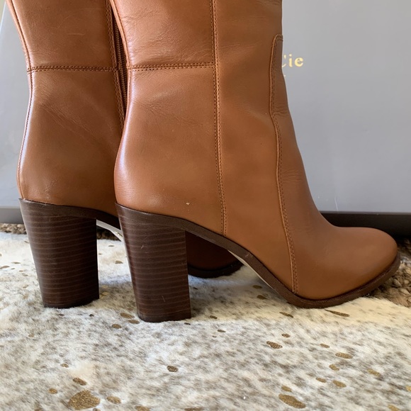 Louise et Cie
Navaria Over-the-Knee Boot - Picture 4 of 6